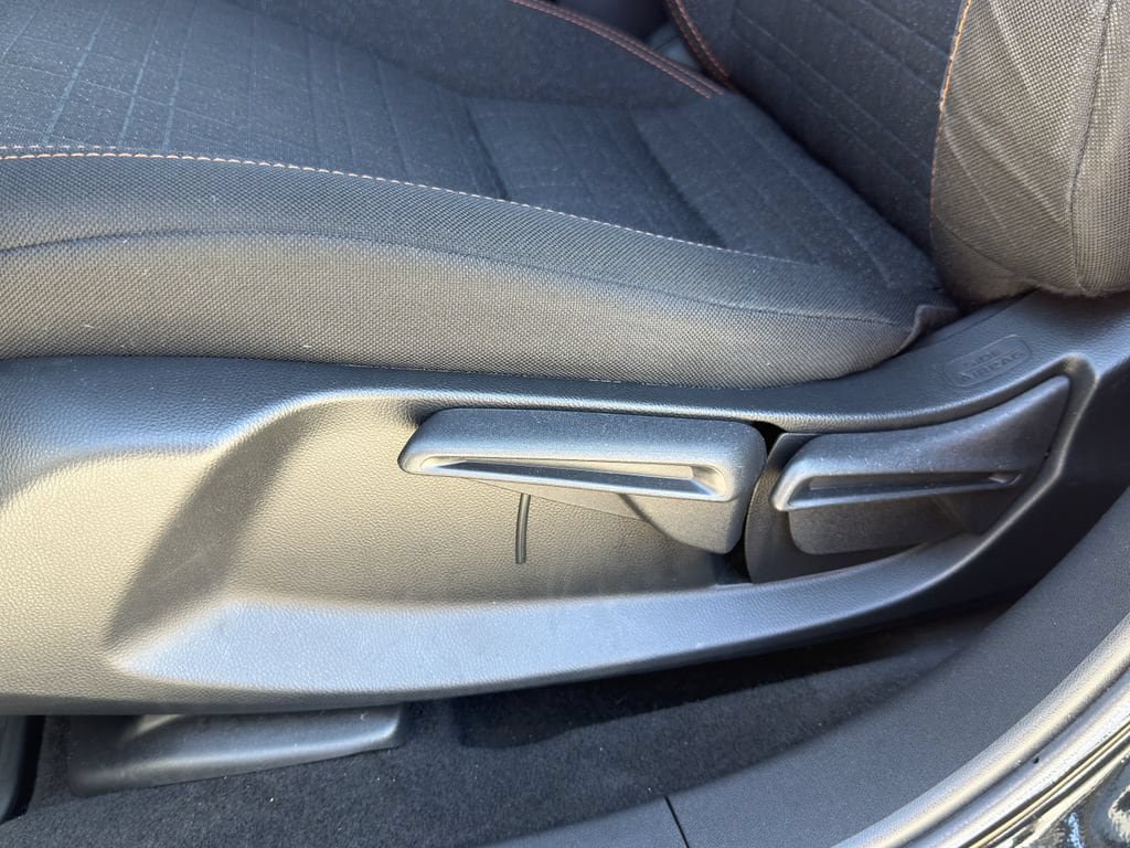 Used 2024 Honda HR-V Sport image 25