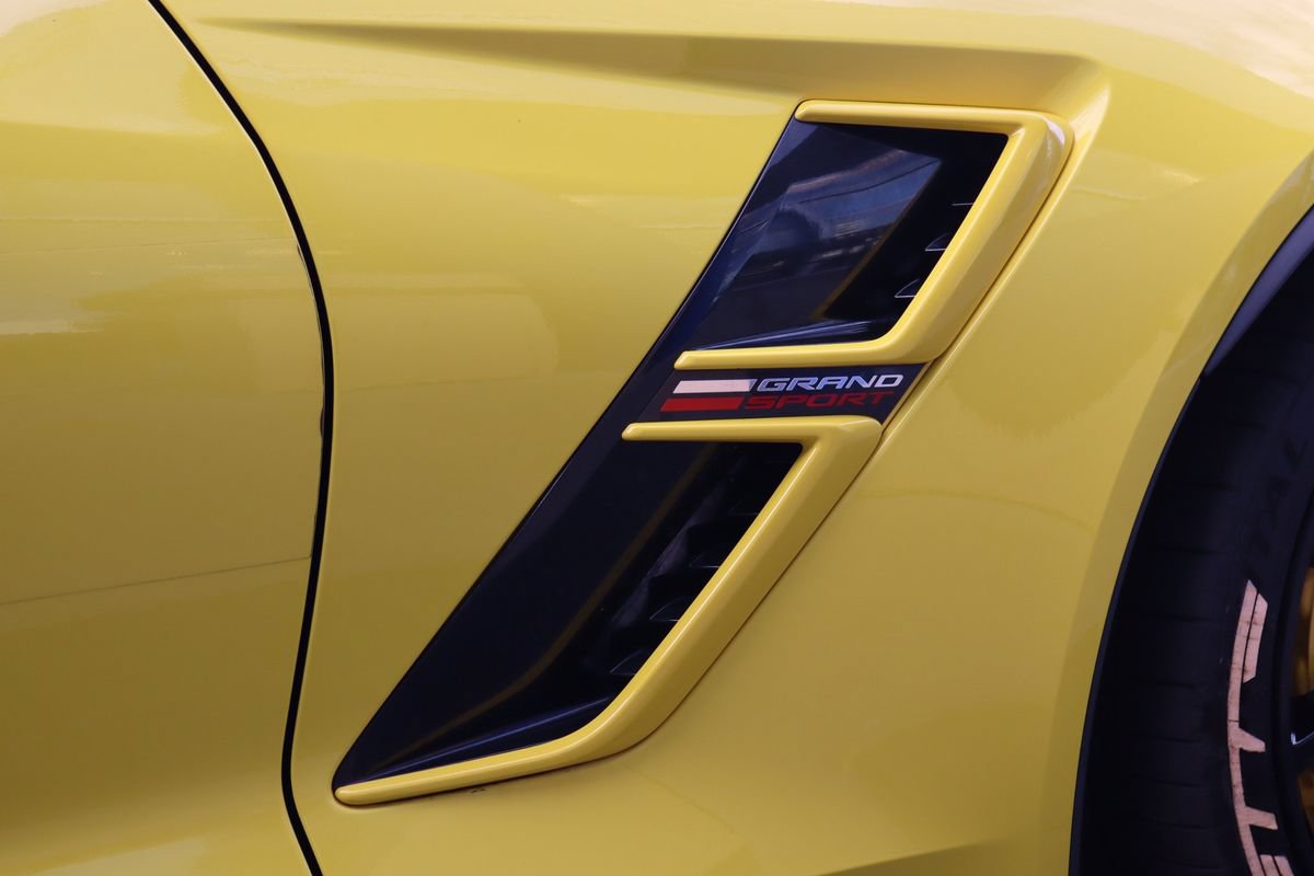 Used 2017 Chevrolet Corvette Grand Sport RWD image 25