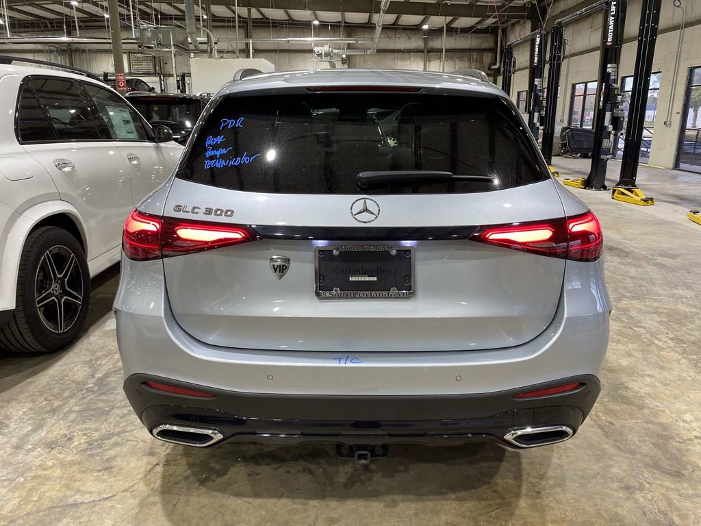 Used 2024 Mercedes-Benz GLC 300 image 17