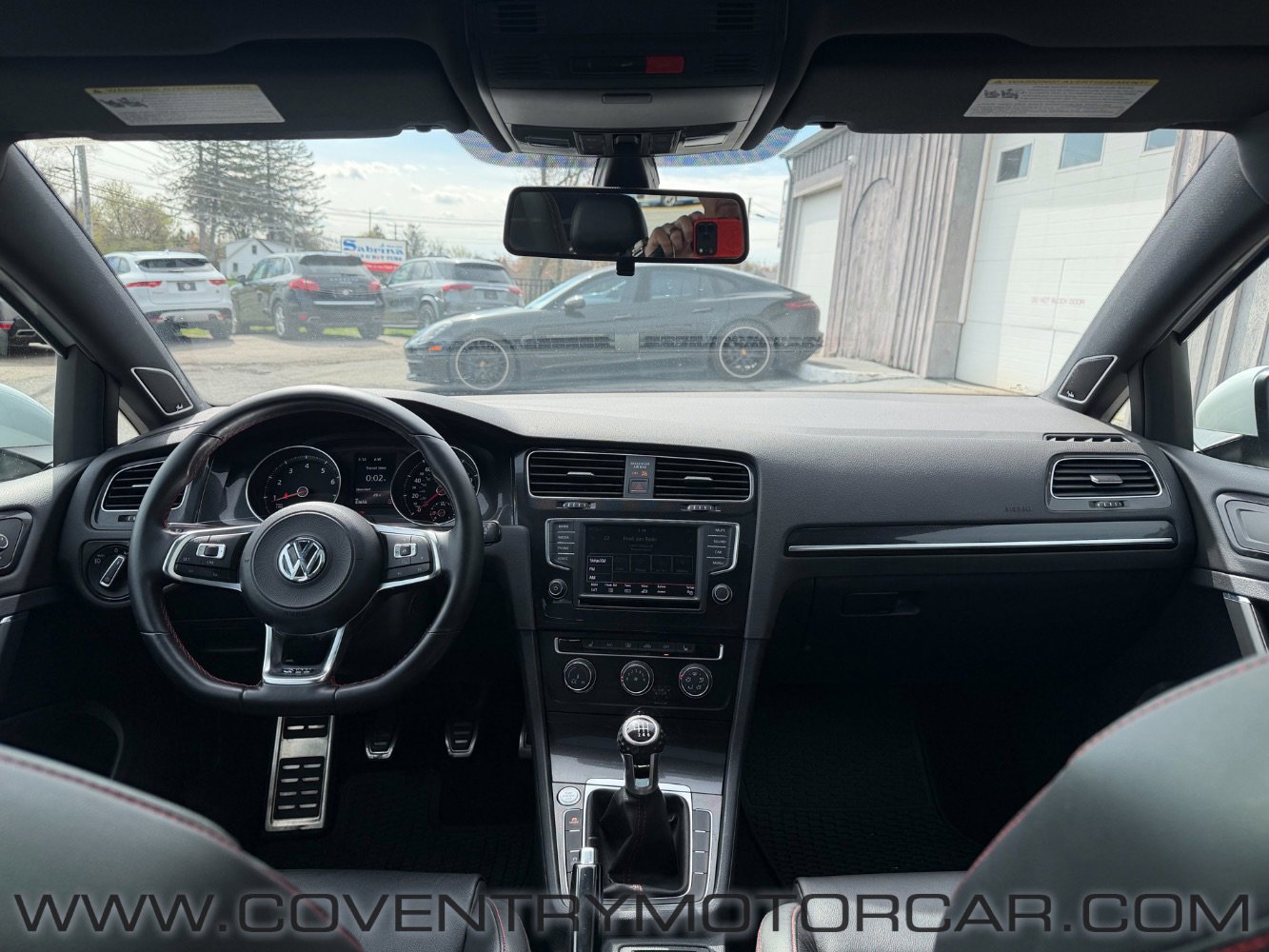 Used 2017 Volkswagen GTI SE FWD image 38