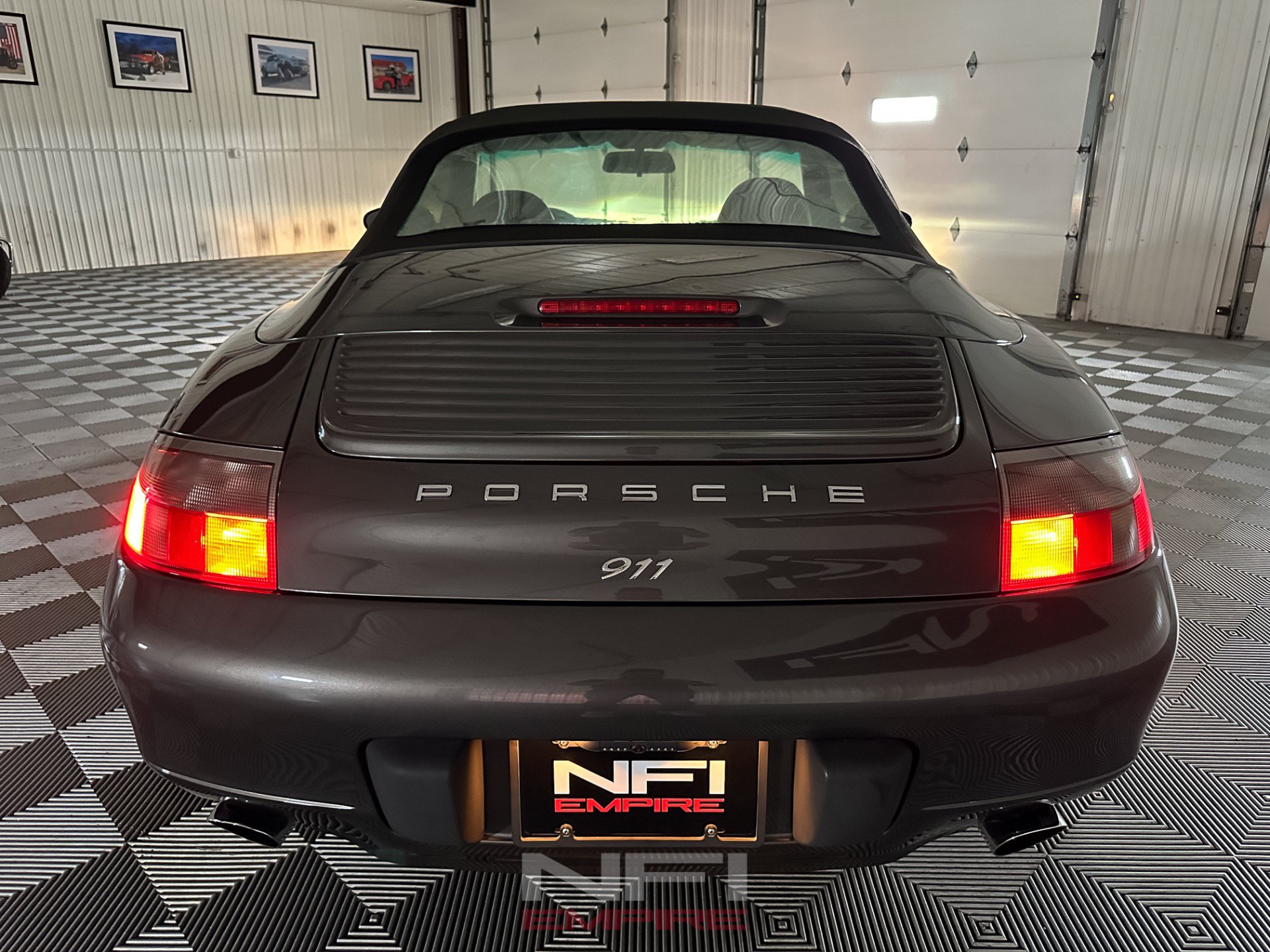Used 2000 Porsche 911 Cabriolet image 52