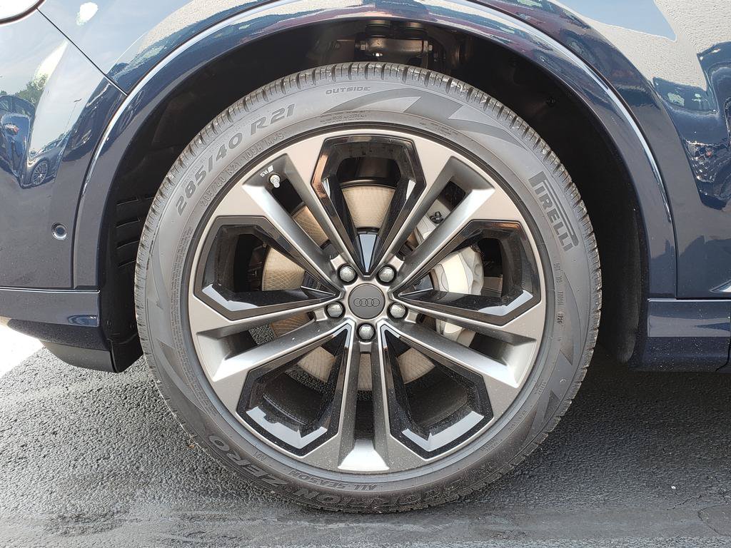 New 2026 Audi Q7 Premium Plus AWD/4WD image 12