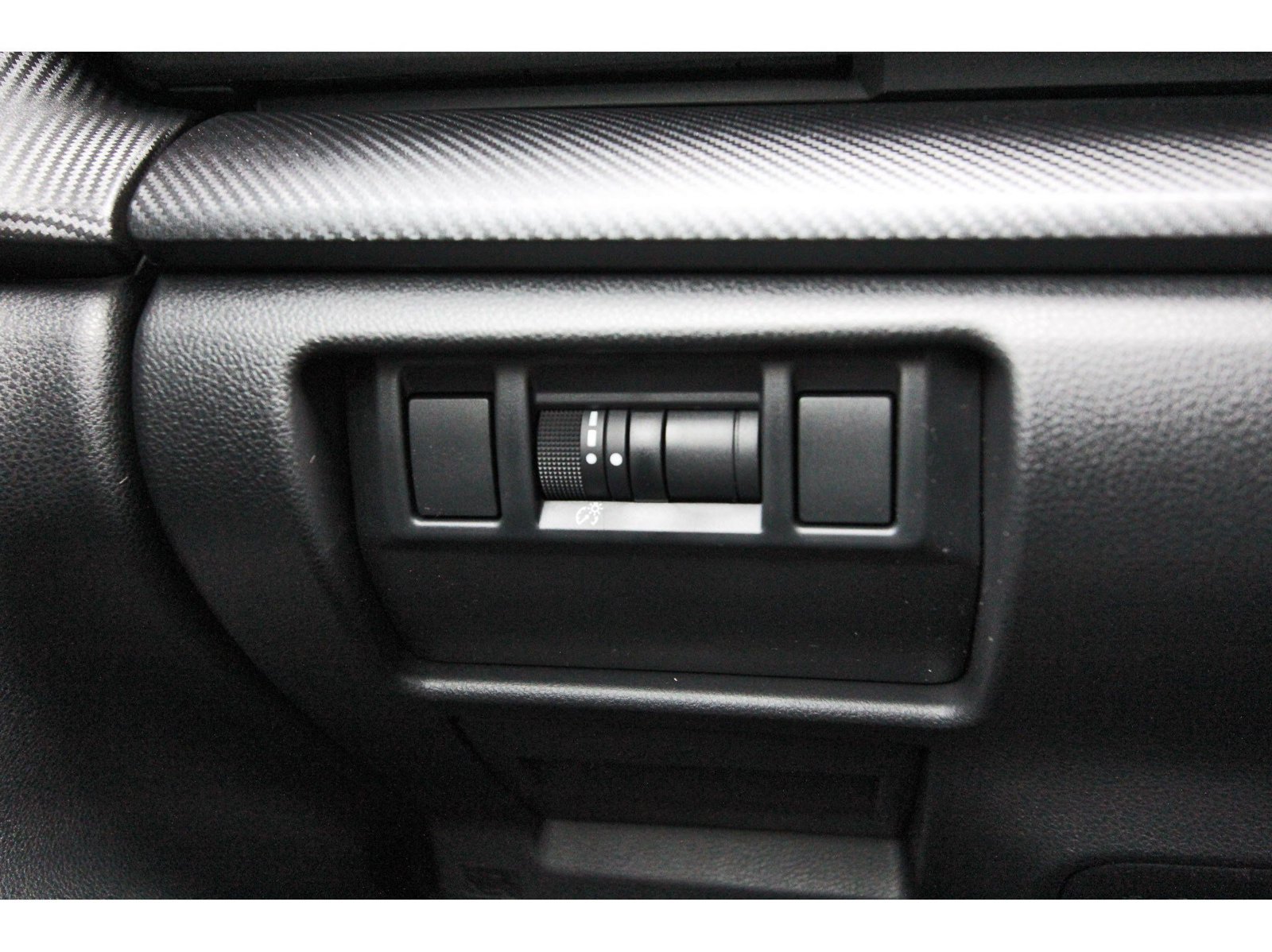 New 2026 Subaru Crosstrek 2.5i Premium AWD/4WD image 15