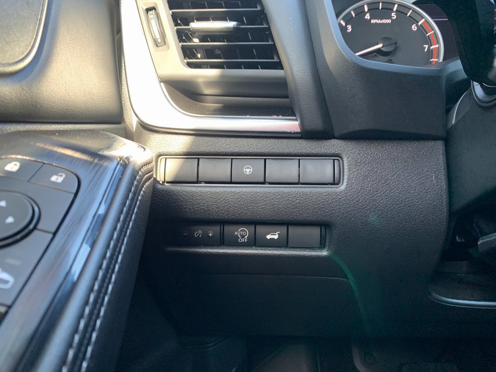 Used 2023 Nissan Rogue SV w/ SV Premium B Package image 20