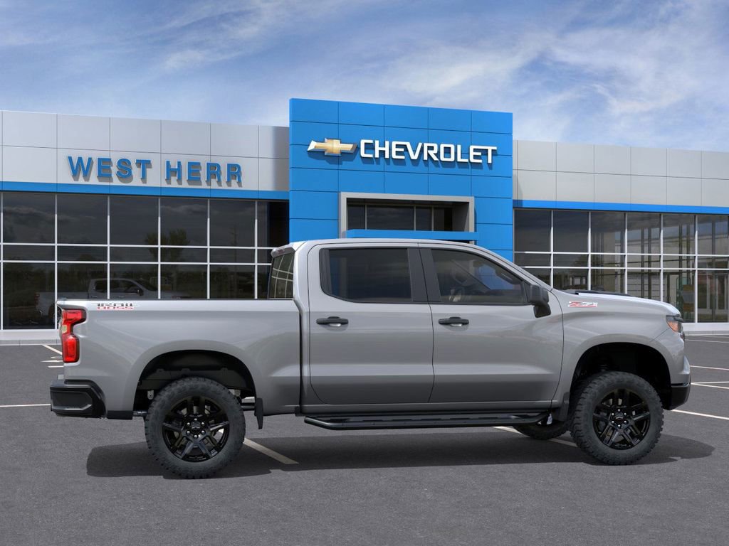 New 2026 Chevrolet Silverado 1500 Custom Trail Boss w/ LPO, Dark Essentials Package AWD/4WD image 5