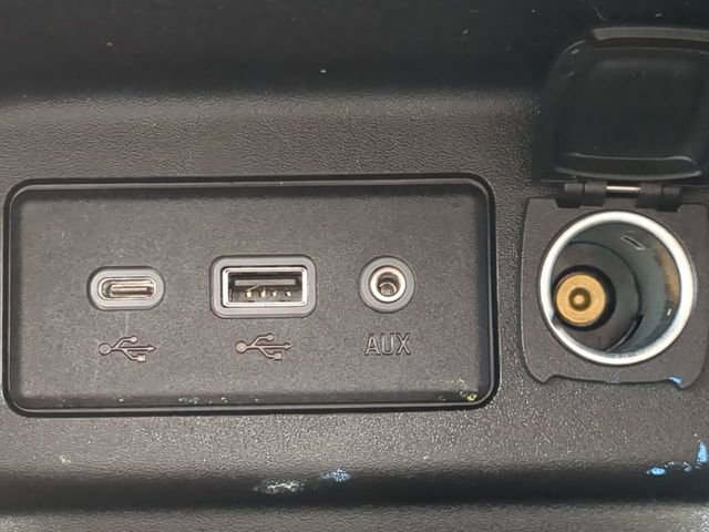 Used 2020 Chevrolet Equinox LS w/ LS Convenience Package image 21