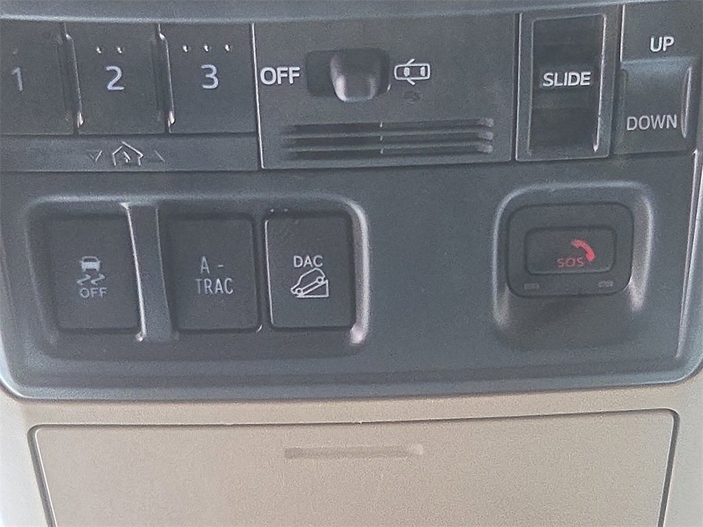 Certified 2020 Toyota 4Runner SR5 Premium image 23