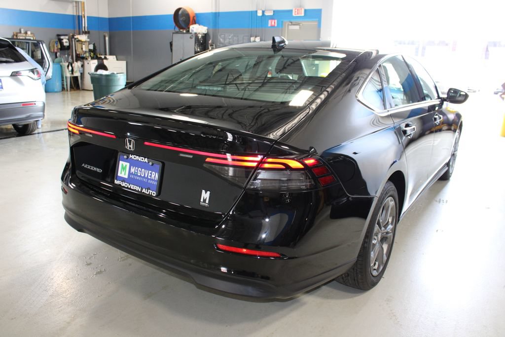 Used 2023 Honda Accord EX image 25