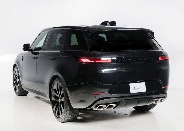 Used 2025 Land Rover Range Rover Sport Dynamic SE image 30