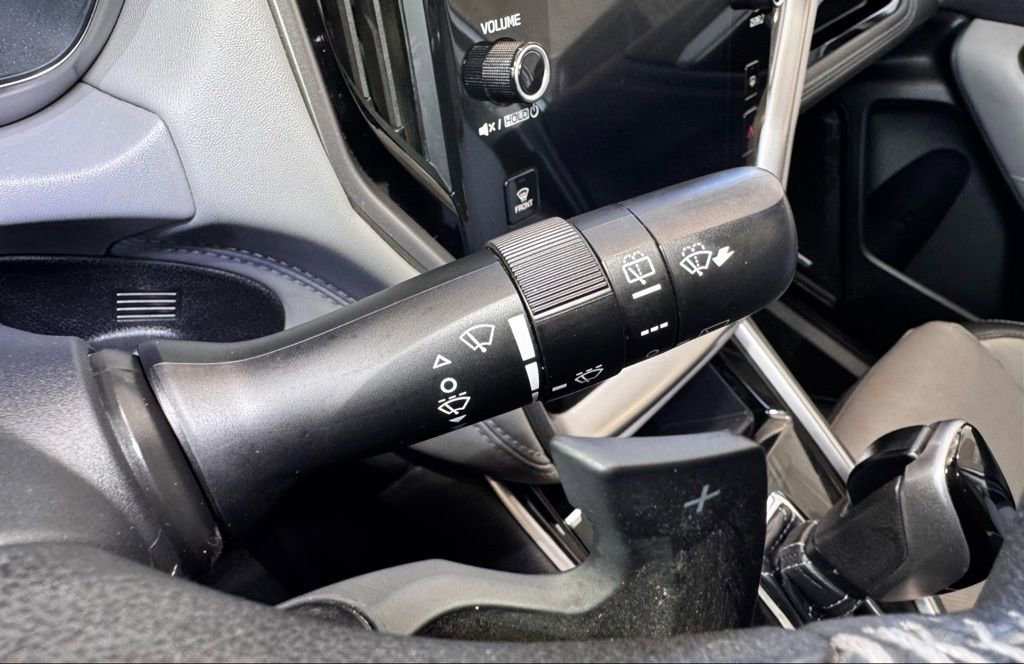 Used 2024 Subaru Outback Limited image 27