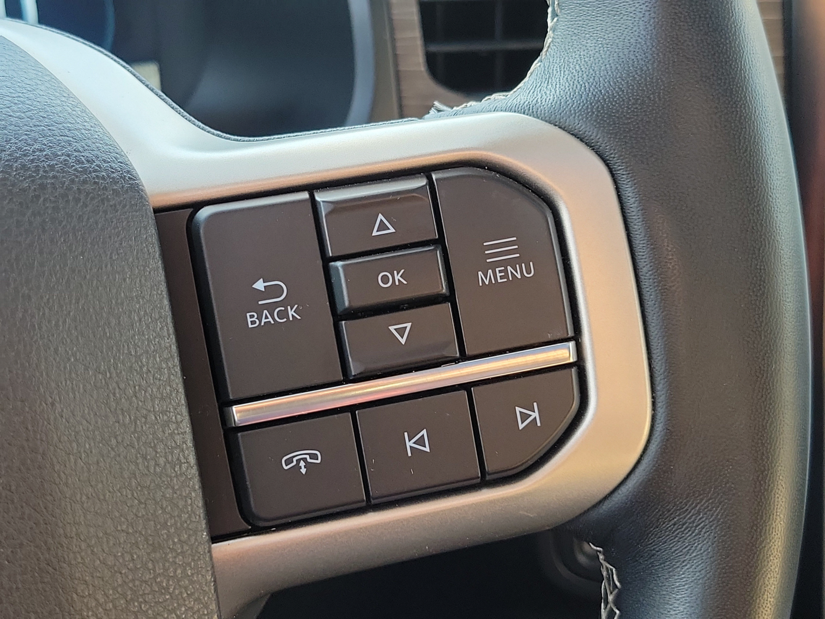 Used 2022 Ford Expedition Max Limited AWD/4WD image 24