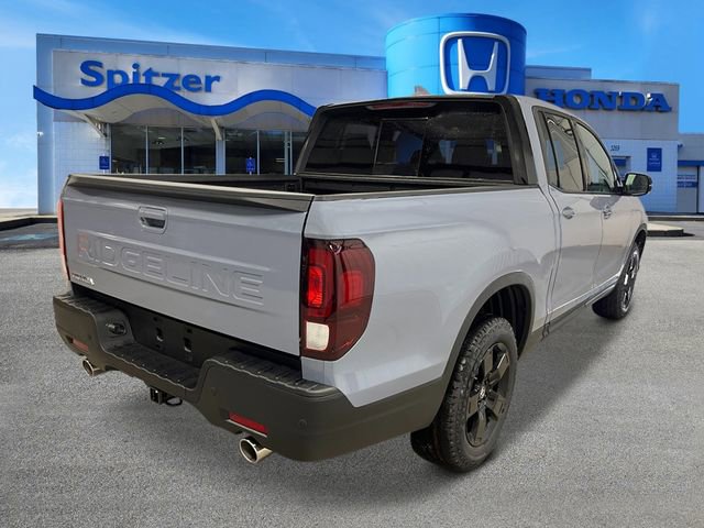 New 2026 Honda Ridgeline Black Edition image 3