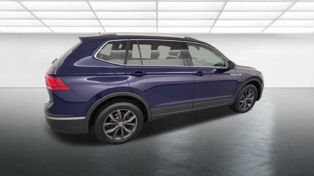 Used 2024 Volkswagen Tiguan SE AWD/4WD image 8
