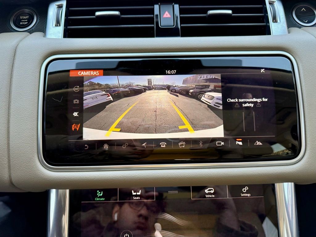 Used 2018 Land Rover Range Rover Sport HSE AWD/4WD image 21