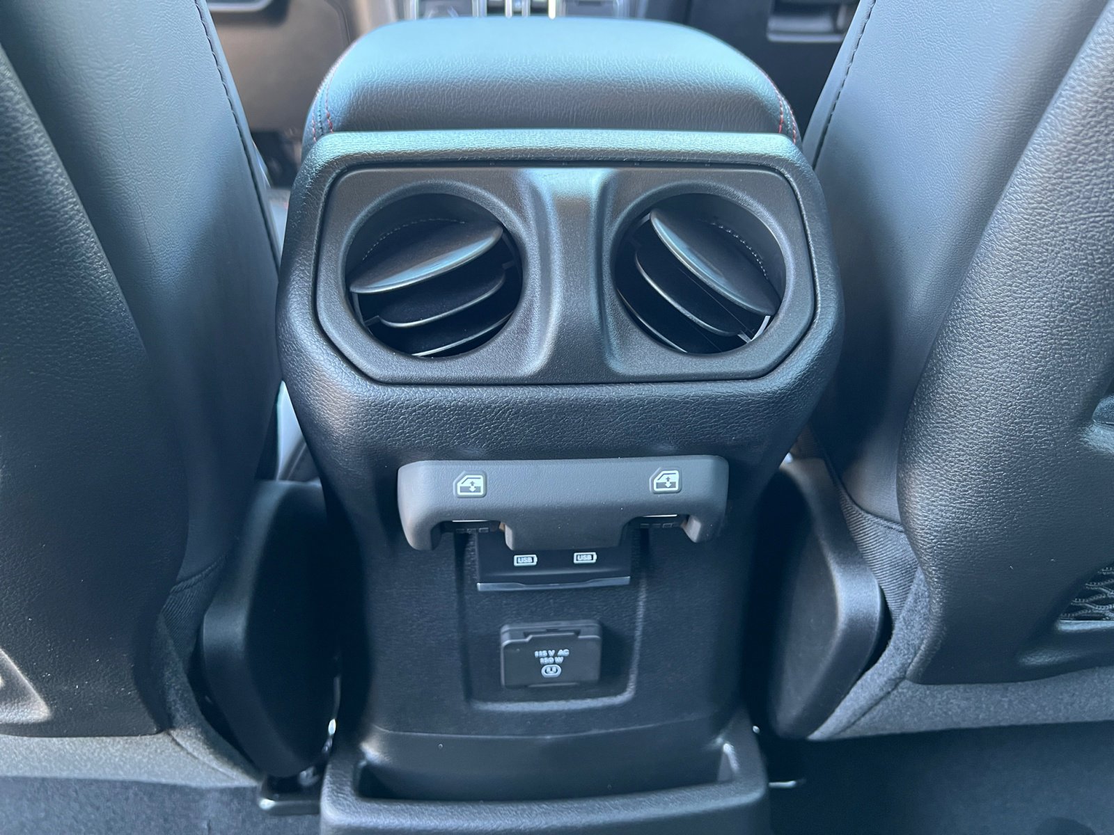 New 2025 Jeep Wrangler Unlimited Rubicon w/ Steel Bumper Group image 32