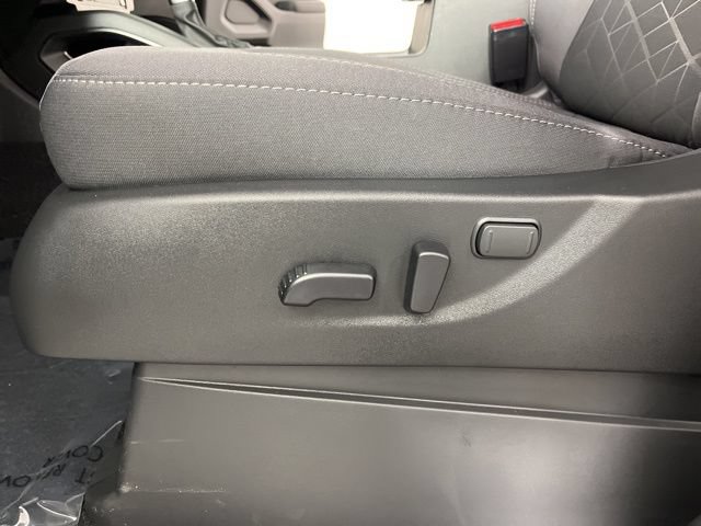 New 2026 Nissan Frontier SV w/ All-Weather Content Package RWD image 33