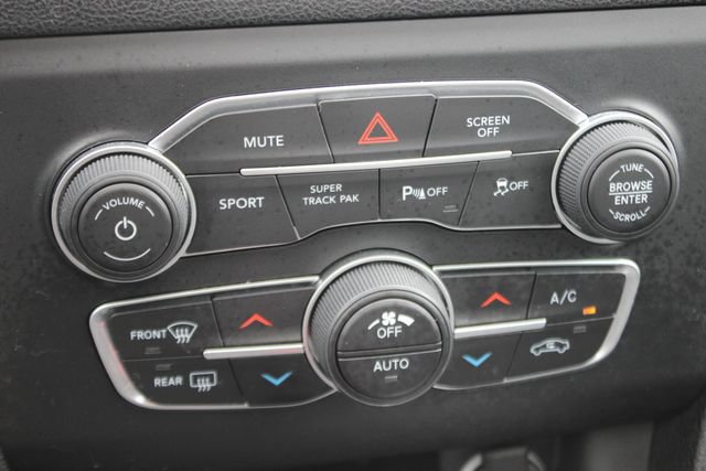 Used 2023 Dodge Charger SXT w/ Blacktop Package AWD/4WD image 9