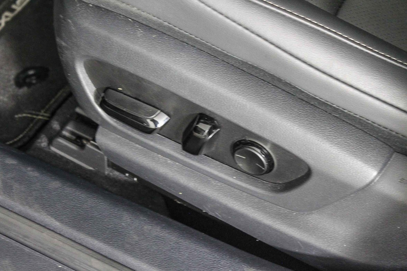 Used 2025 Lexus ES 350 image 22