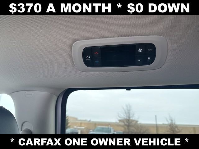 Used 2023 Chrysler Pacifica Touring-L FWD image 31