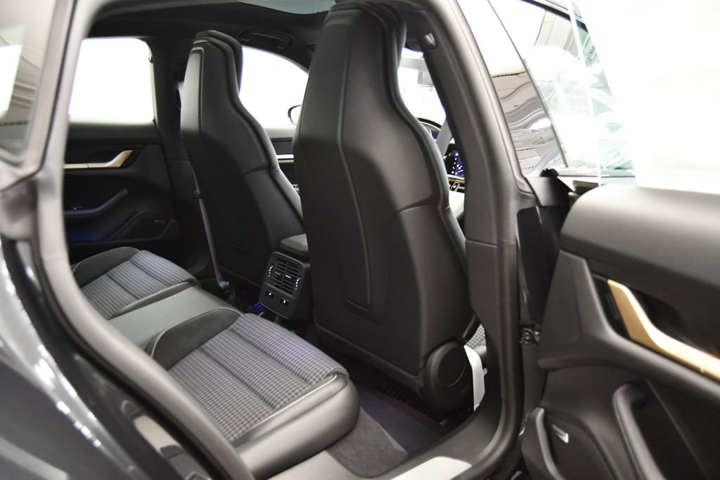 Certified 2025 Porsche Taycan 4S image 57