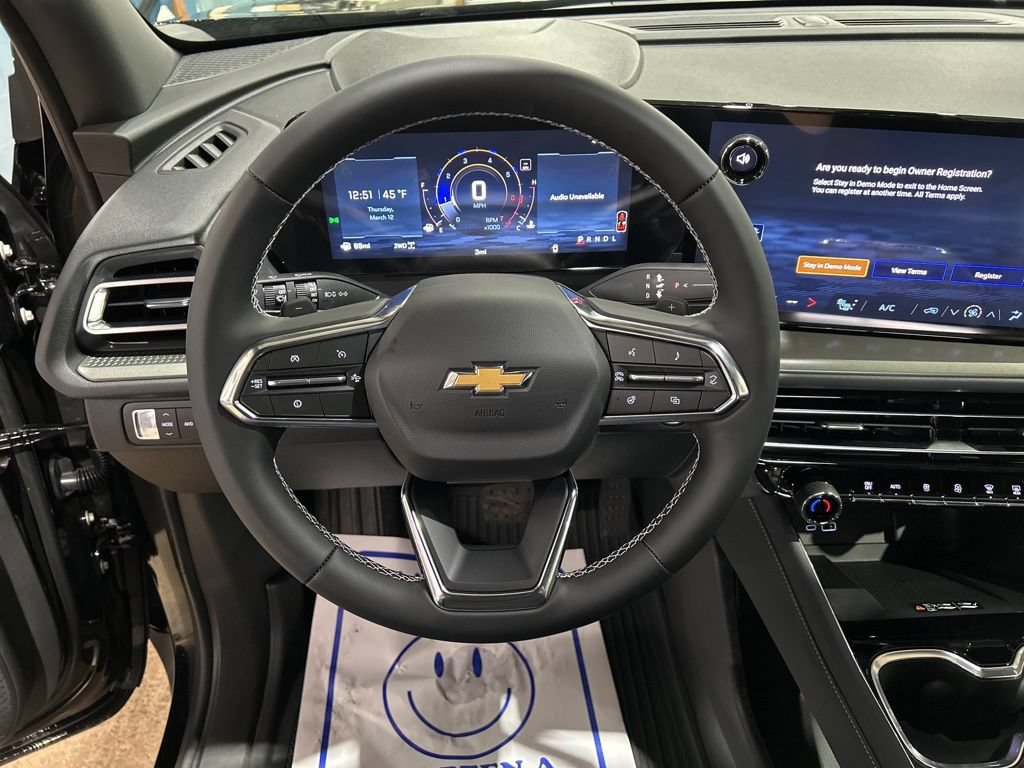 New 2026 Chevrolet Traverse LT w/ Driver Confidence Package AWD/4WD image 27