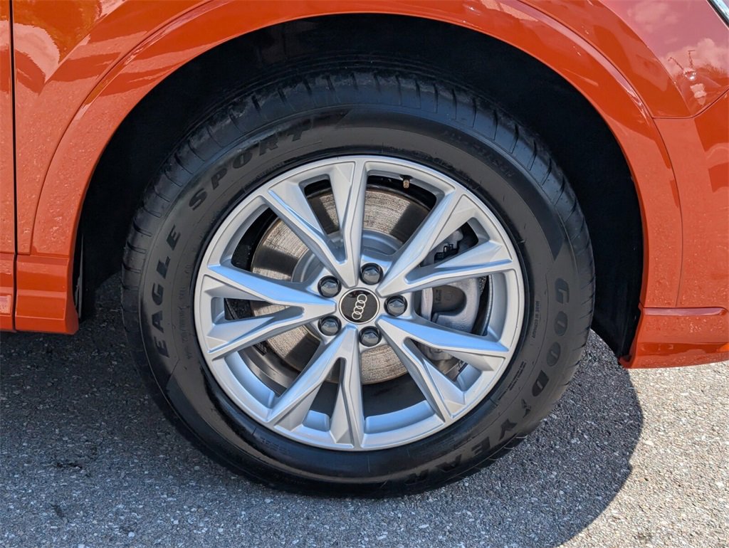 Used 2025 Audi Q3 2.0T Premium image 9