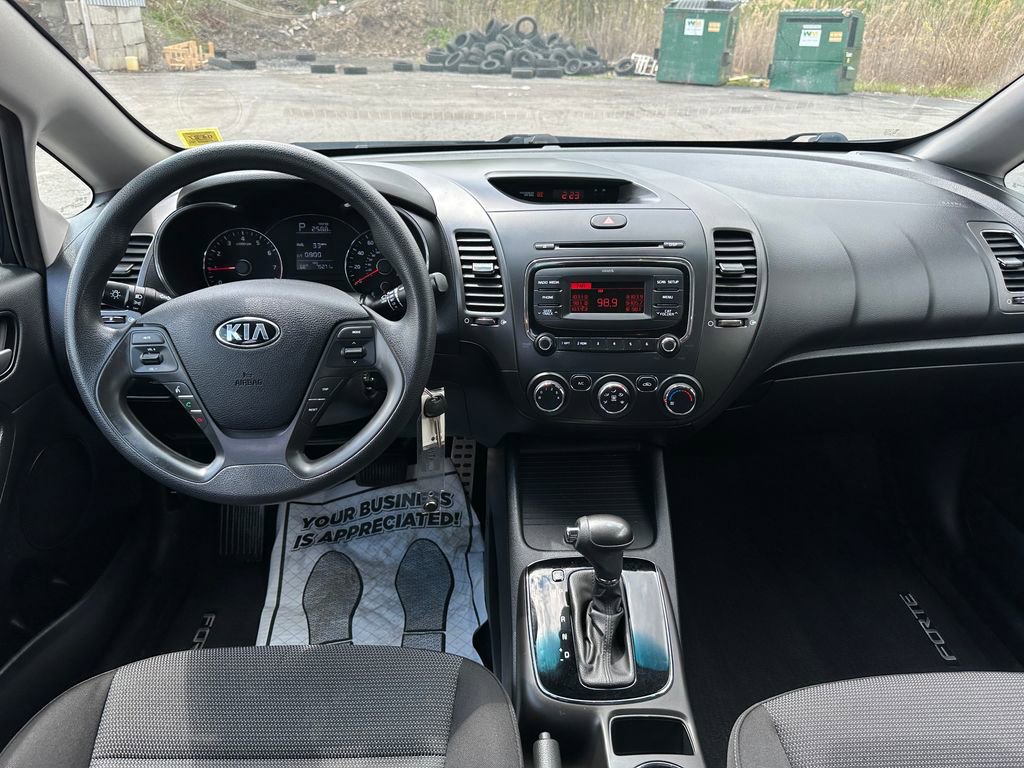 Used 2017 Kia Forte LX FWD image 22