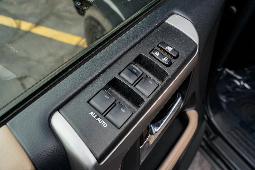 Used 2014 Toyota 4Runner SR5 image 9