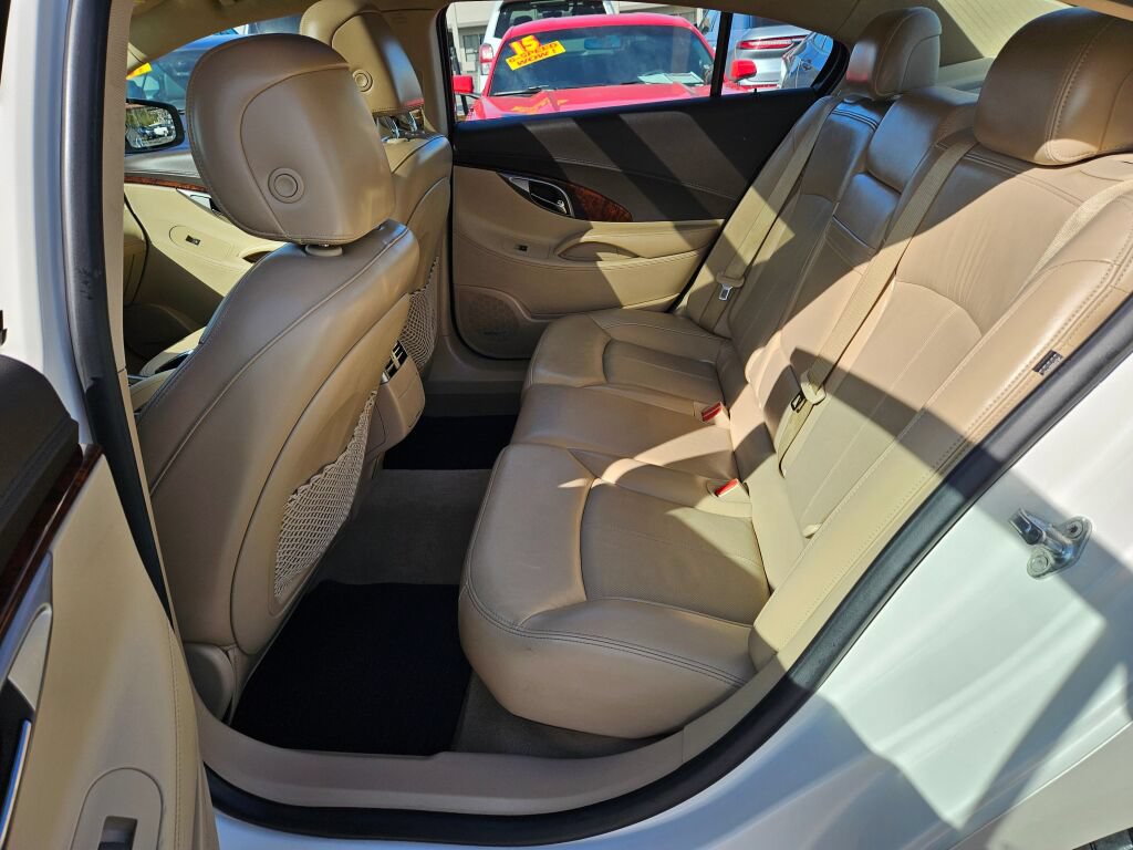 Used 2011 Buick LaCrosse CXS w/ Driver Confidence Package FWD image 11
