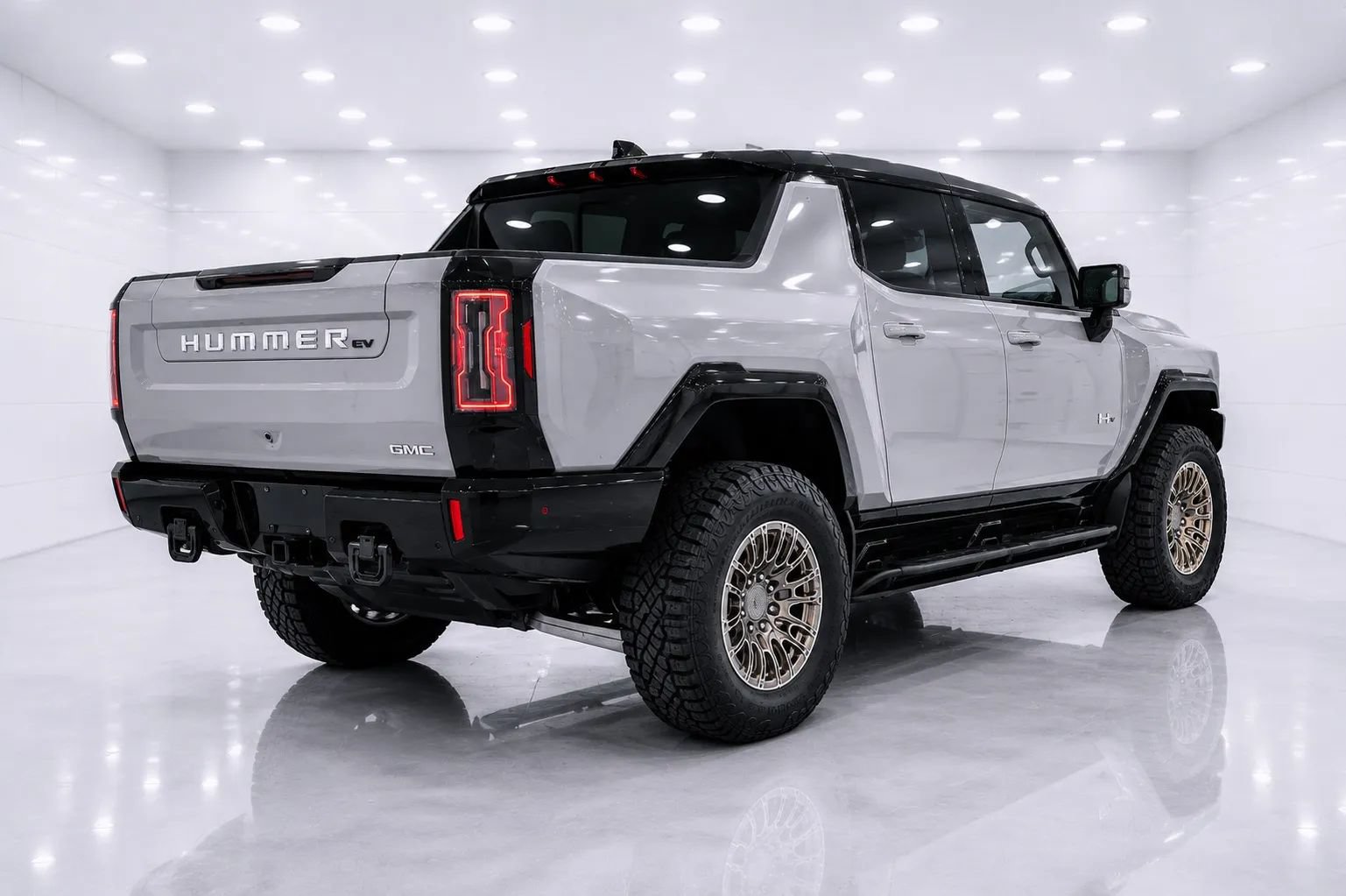 Used 2025 GMC Hummer EV 3X w/ Extreme Off-Road Package AWD/4WD image 5