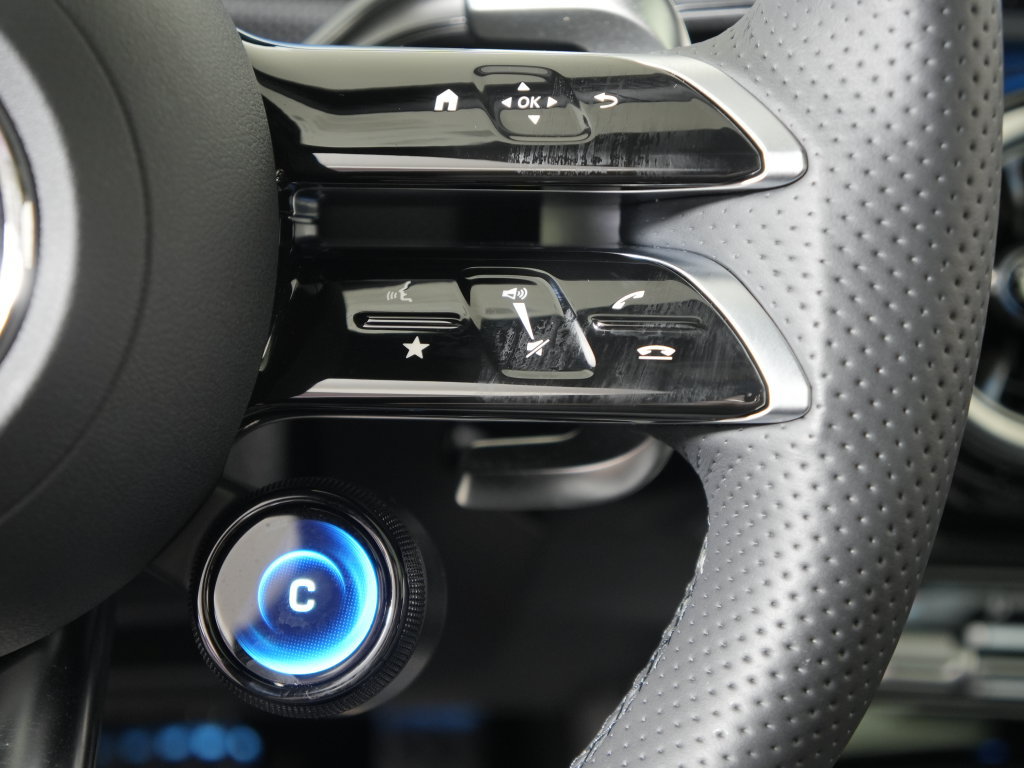 Certified 2025 Mercedes-Benz CLA 35 AMG 4MATIC image 23