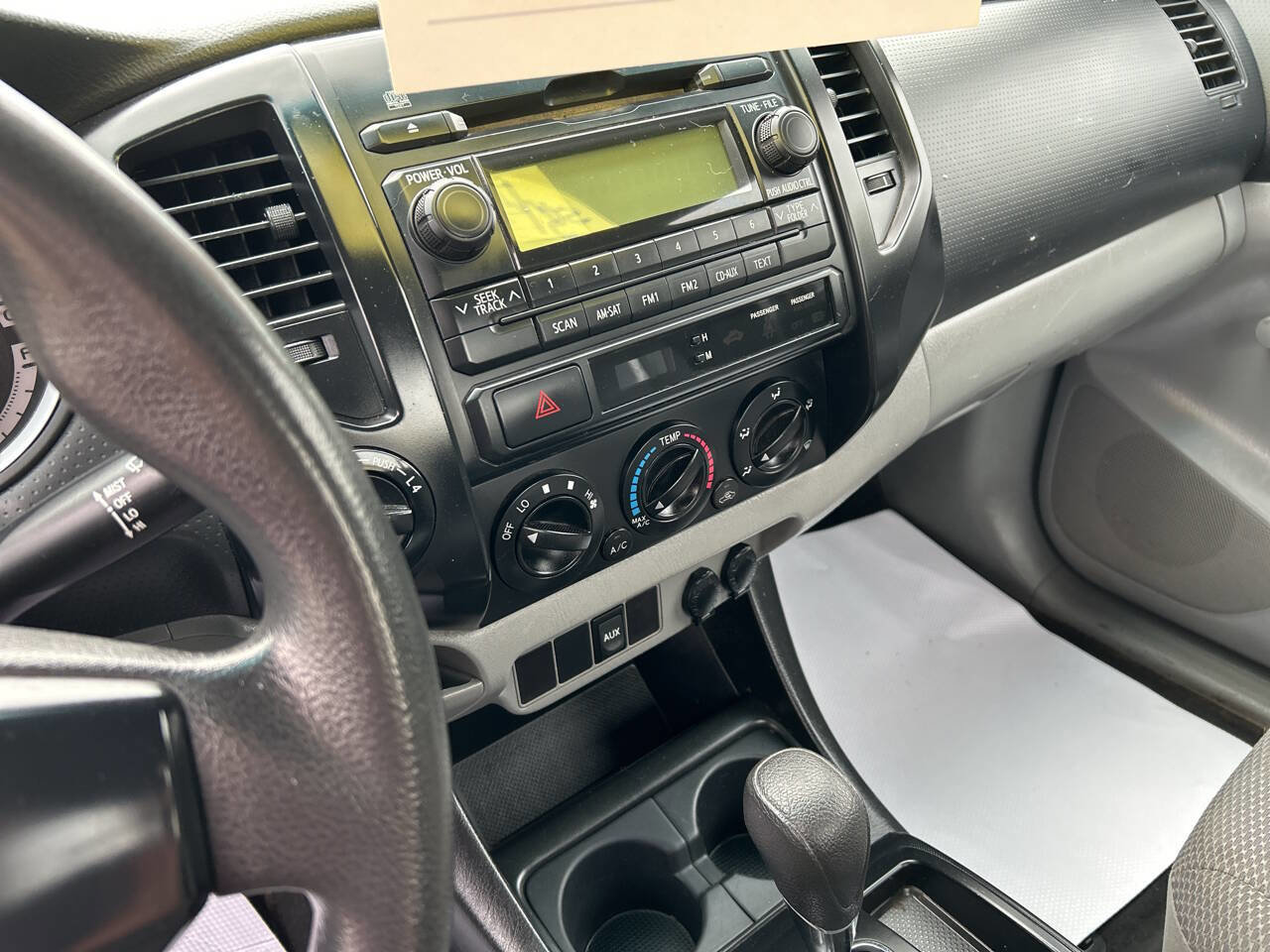 Used 2012 Toyota Tacoma 4x4 Regular Cab image 8