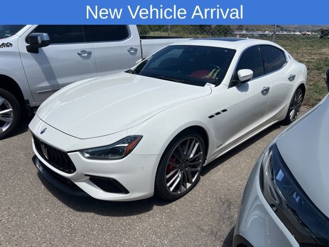 Used 2018 Maserati Ghibli S GranSport RWD image 4