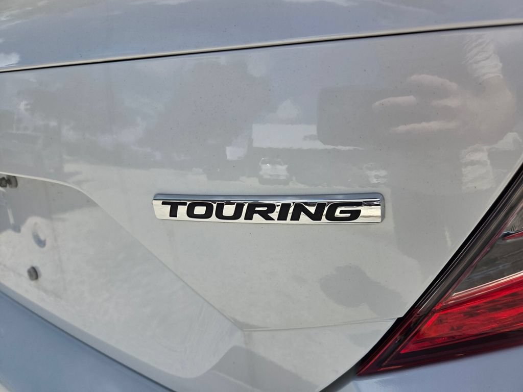 Used 2020 Honda Civic Touring image 12
