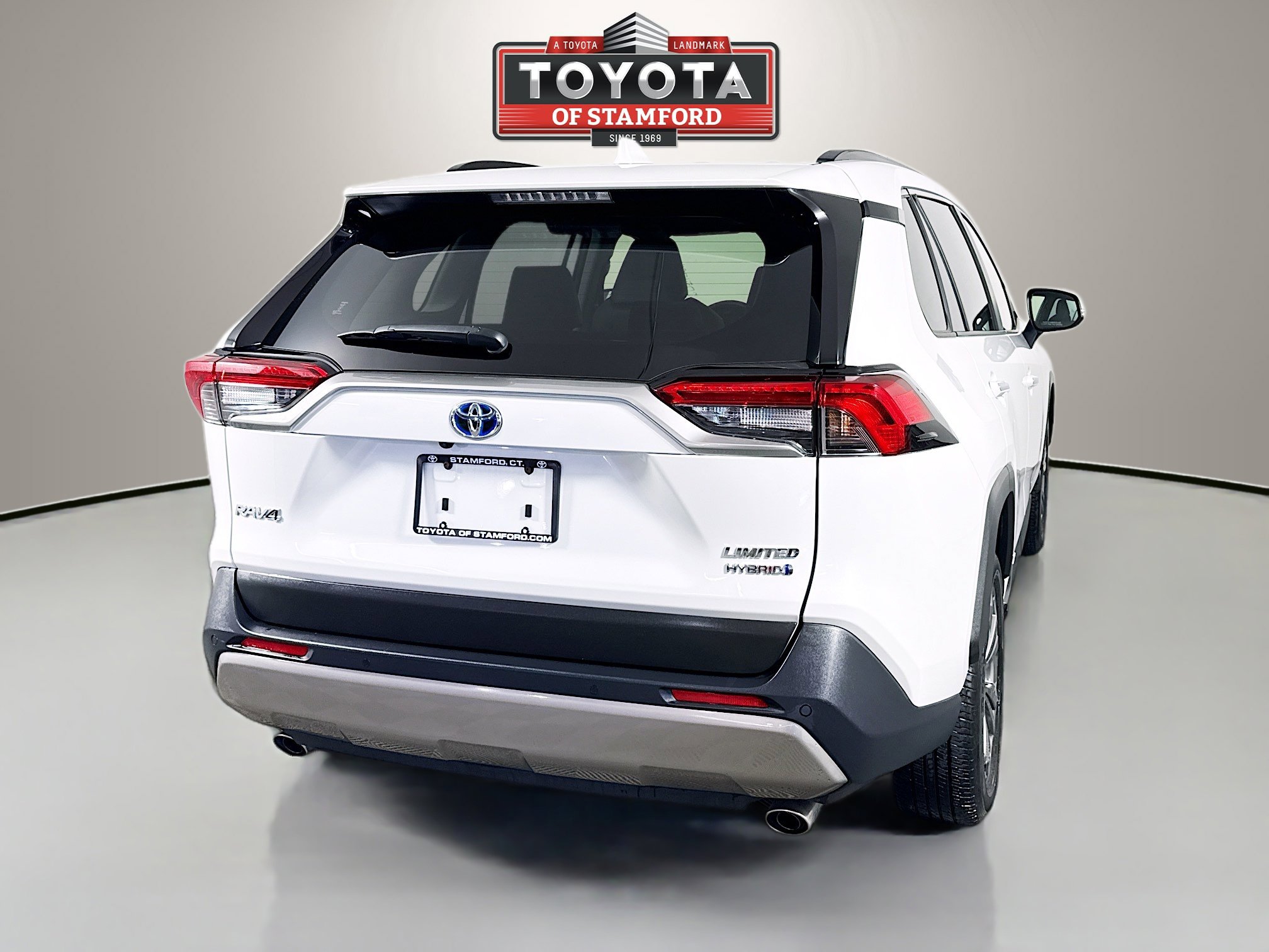 Used 2023 Toyota RAV4 Limited AWD/4WD image 7