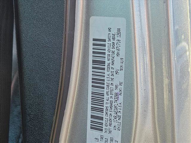 Used 2015 Jeep Wrangler Unlimited Sahara image 21