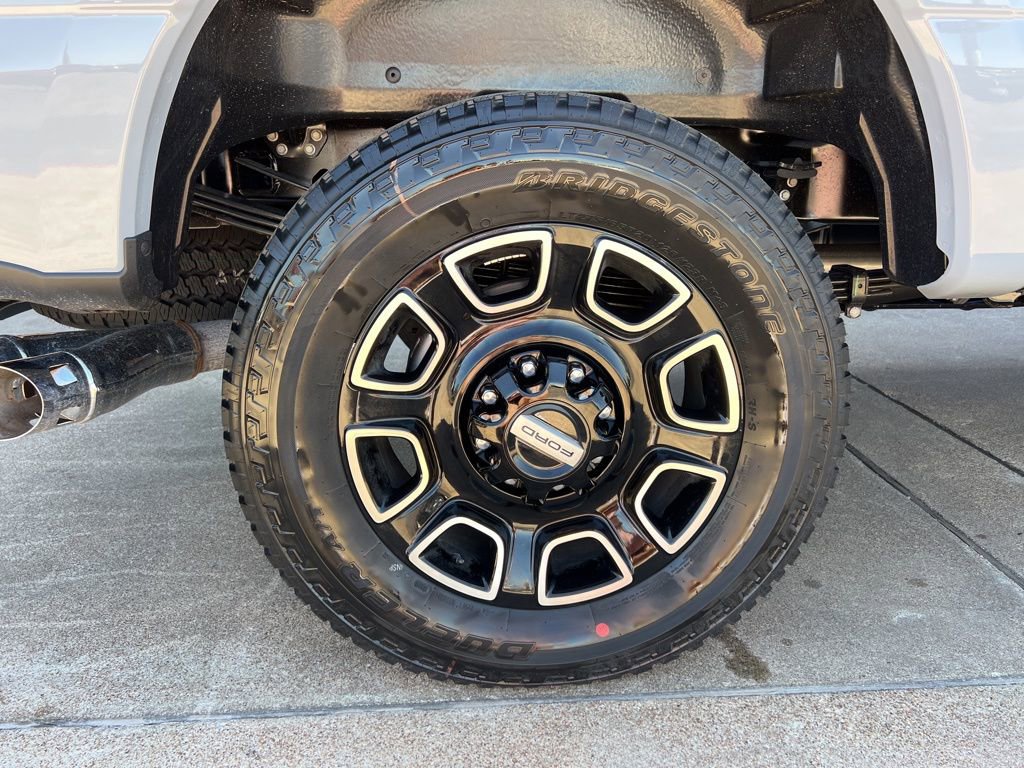 New 2026 Ford F250 Platinum image 8
