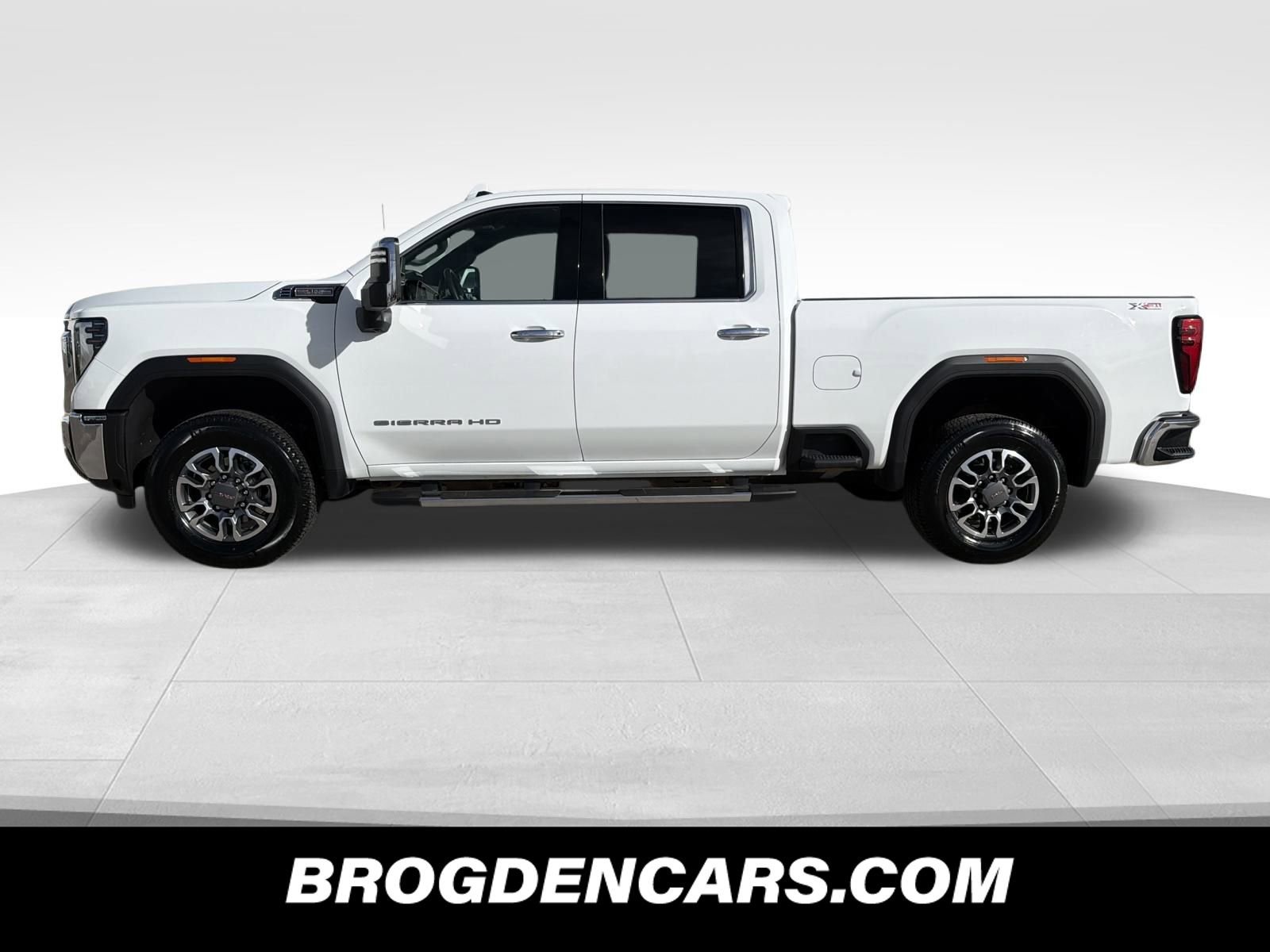 Used 2024 GMC Sierra 2500 SLT w/ SLT Premium Package image 5