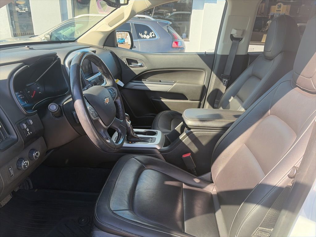 Certified 2022 Chevrolet Colorado LT w/ Redline Special Edition AWD/4WD image 14