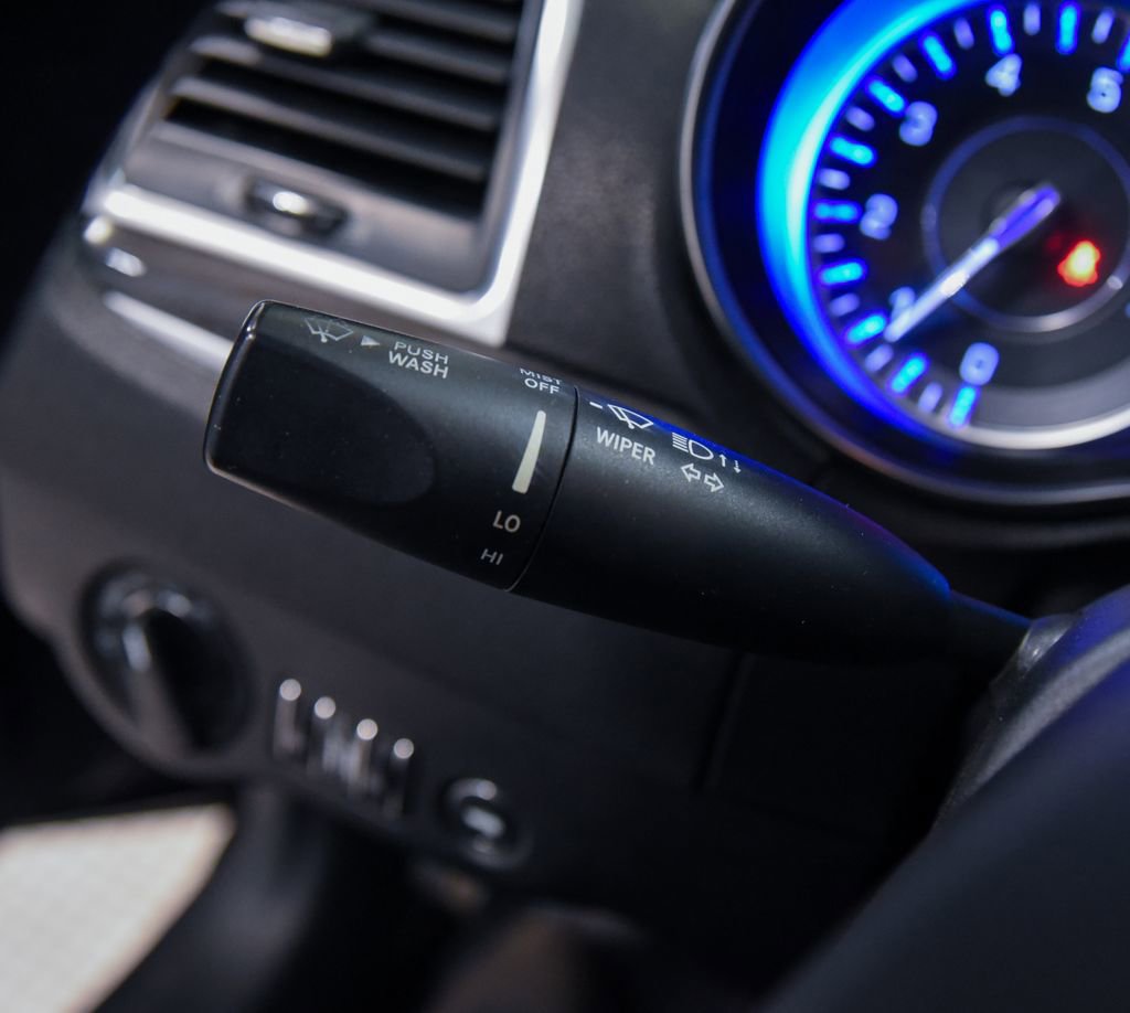 Used 2019 Chrysler 300 Touring w/ Sport Appearance Package RWD image 23
