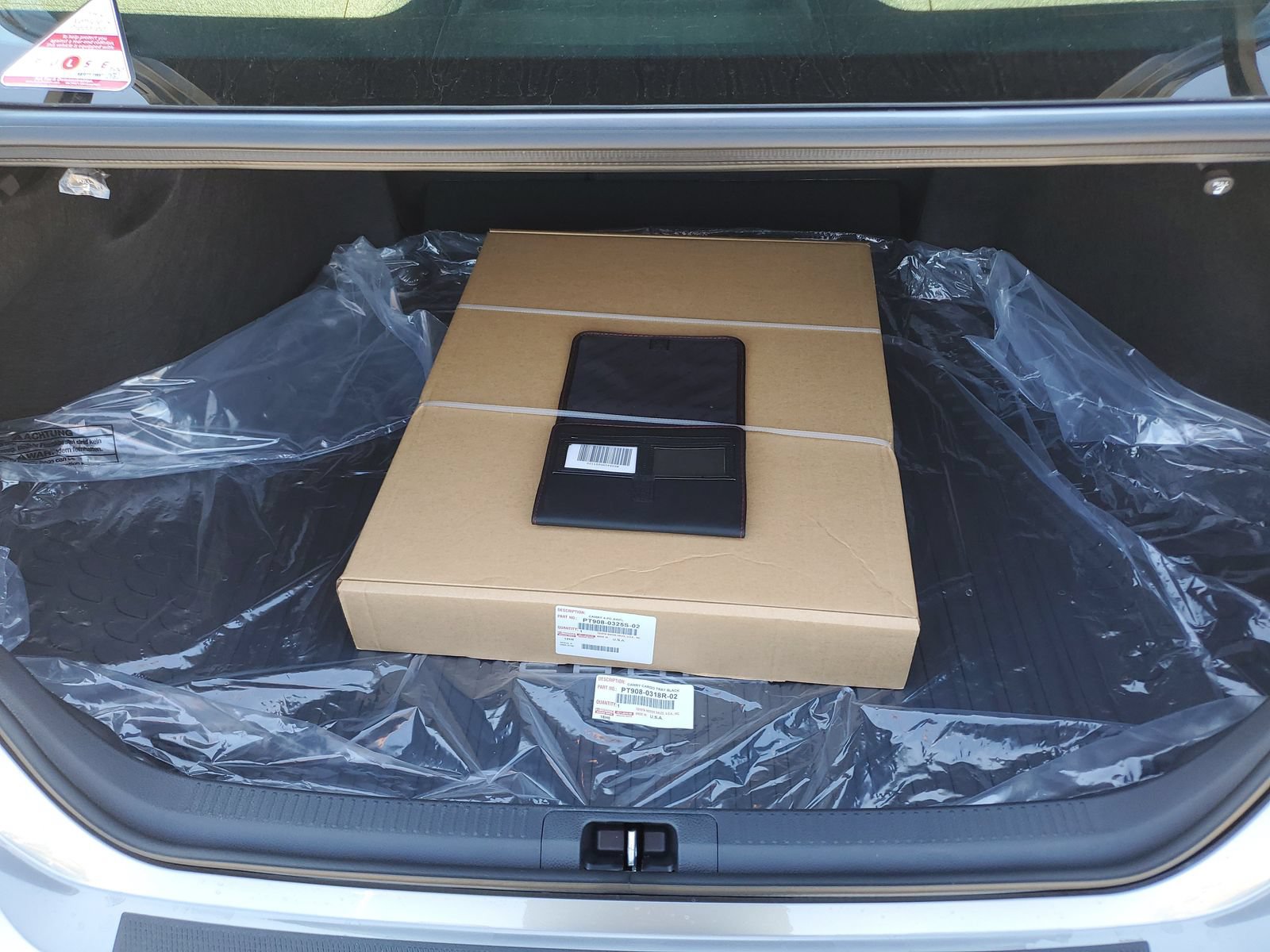 New 2026 Toyota Camry SE FWD image 9