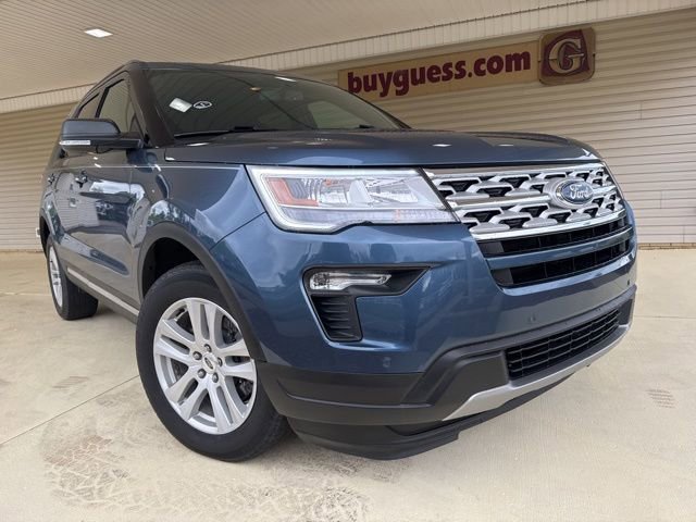 Used 2019 Ford Explorer XLT w/ Equipment Group 202A AWD/4WD image 2
