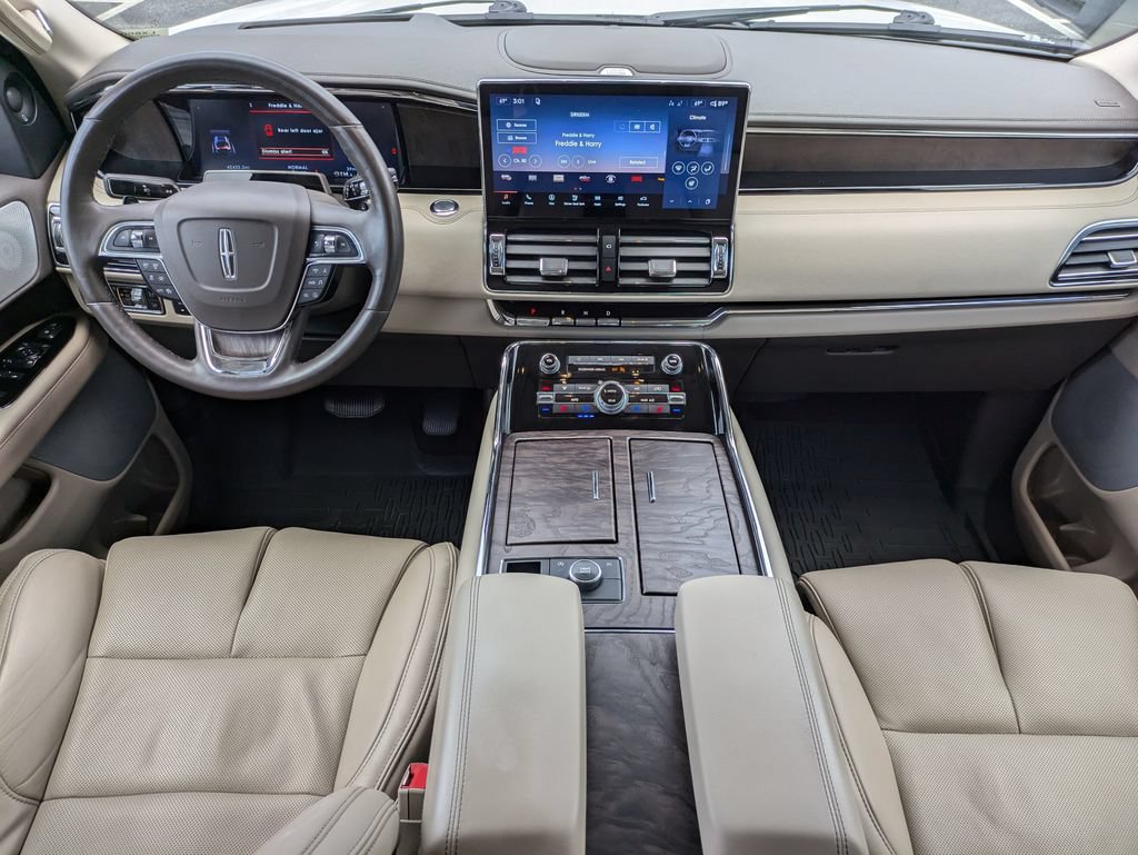 Certified 2022 Lincoln Navigator Reserve AWD/4WD image 20