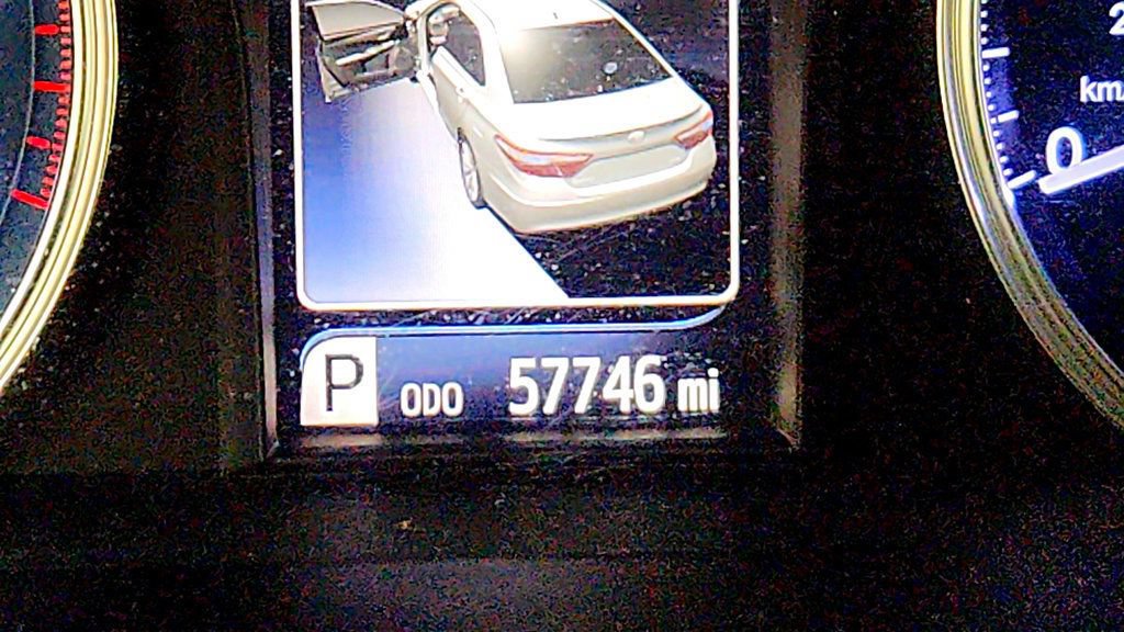 Used 2016 Toyota Camry FWD image 15