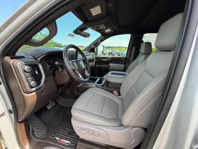 Used 2021 Chevrolet Silverado 3500 LTZ AWD/4WD image 17