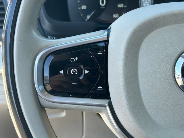 Used 2017 Volvo XC90 T6 Momentum w/ Vision Package AWD/4WD image 18