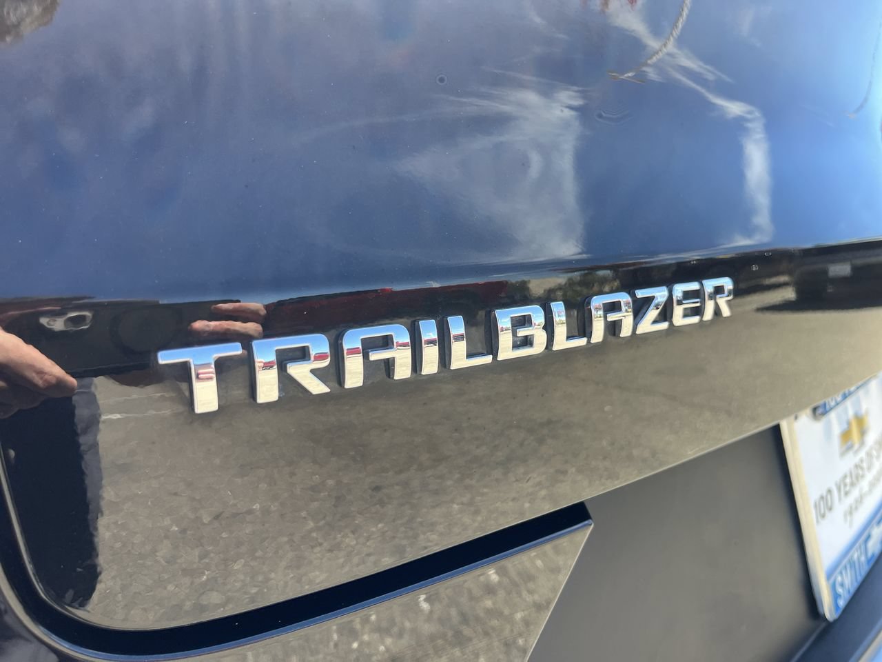 Used 2023 Chevrolet TrailBlazer LT FWD image 28