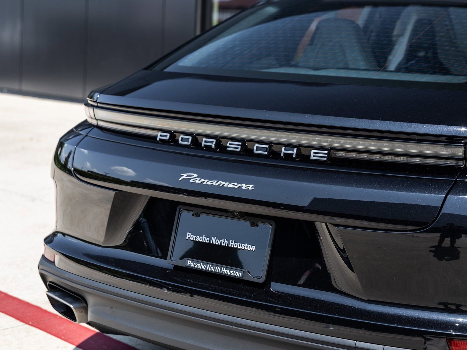 Certified 2025 Porsche Panamera image 15