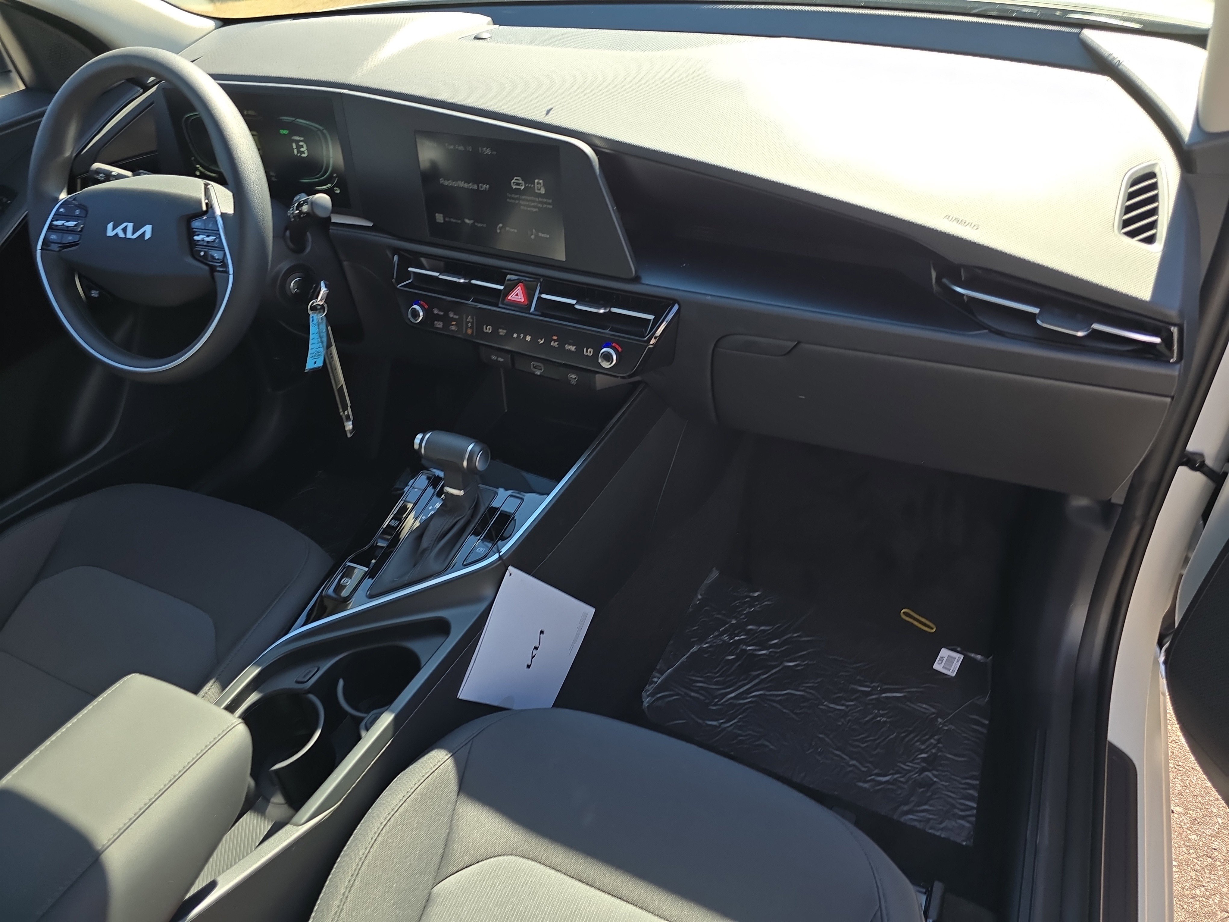 New 2026 Kia Niro LX FWD image 11