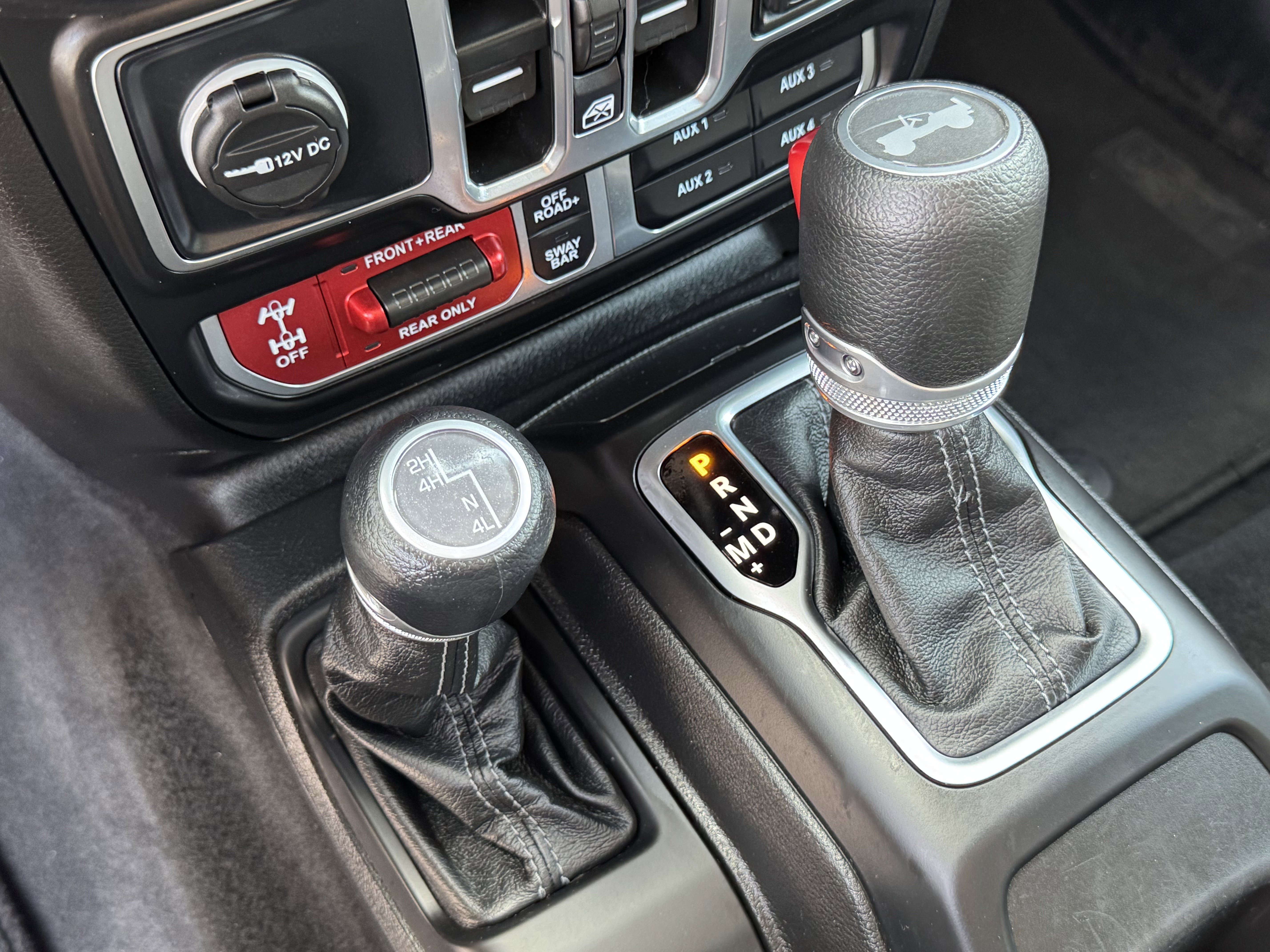 Used 2025 Jeep Wrangler Unlimited Rubicon image 21